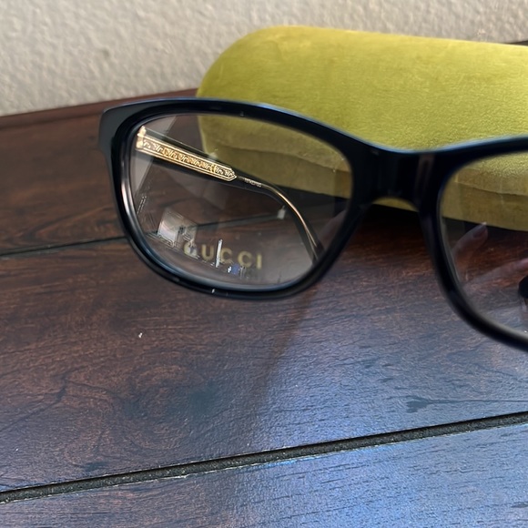 A brand new✨ unused✨ Gucci Optical glasses - Picture 5 of 10